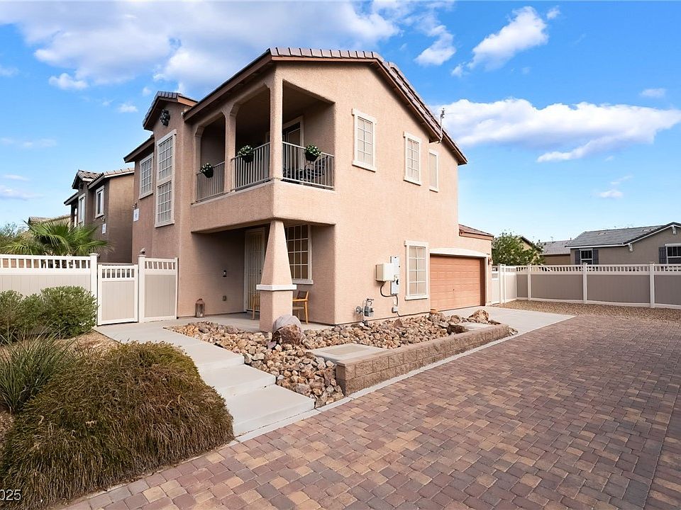 1st image of 962 Heritage Cove Dr