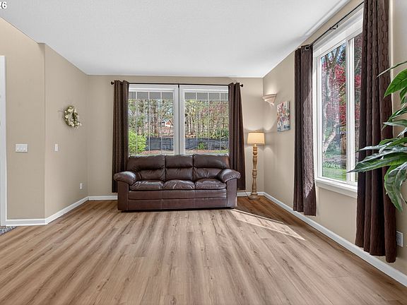 5th image of 22824 NE 254th Ct