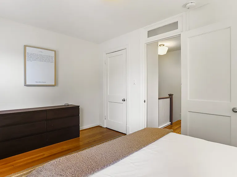 315 13th St SE — Photo 22