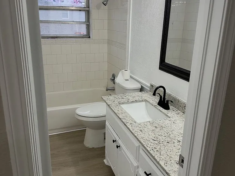 2606 NE Lake Ave — Photo 16