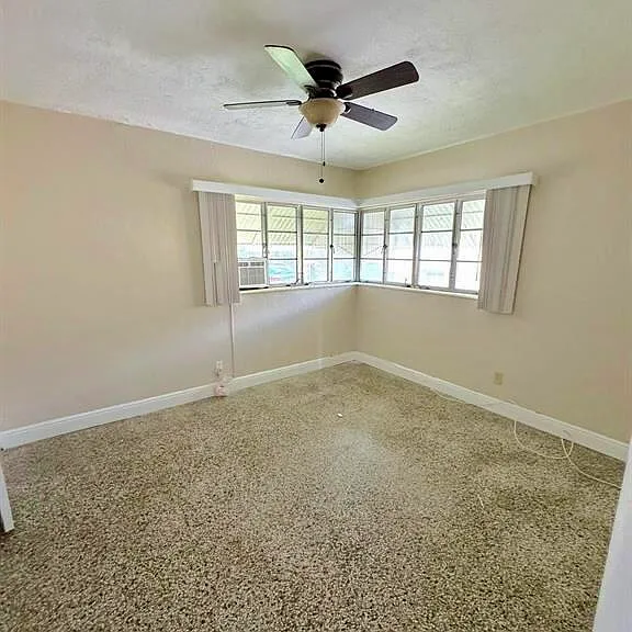 2531 Pierce St — Photo 11