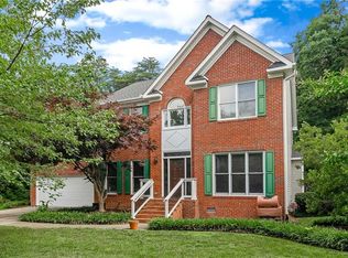 3820 Sandlewood Rd, High Point, NC 27265