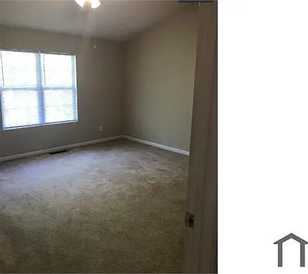5786 Strathmoor Manor Cir — Photo 15
