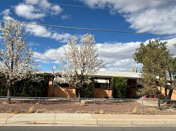 albuquerque-new-mexico-6747922 picture