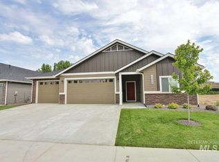 11934 W Sailing Hawks Dr, Star, ID 83669