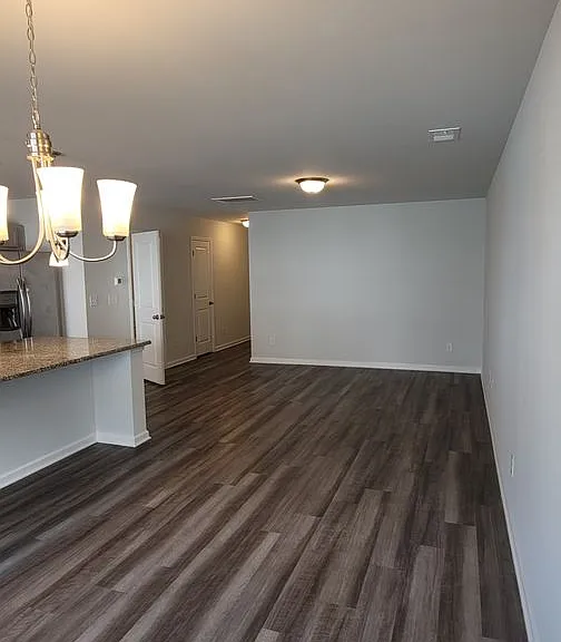 1135 Fairway Ln — Photo 10