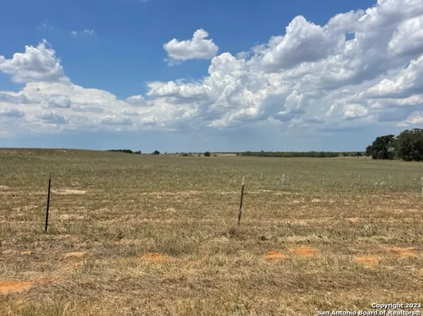 655 County Road 232 LOT 03, Floresville, TX 78114