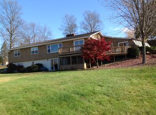 95 Chestnut Ridge Rd, Queensbury, NY 12804