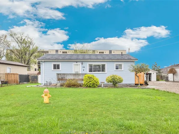 329 Parkside Dr, Essex, ON N0R 1J0