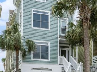 4 Summer Dunes Ln, Isle Of Palms, SC 29451