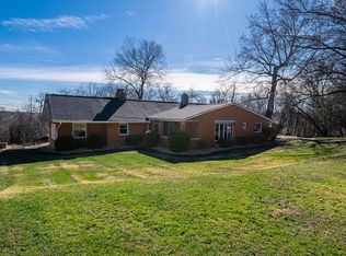 109 Windon Dr, Aliquippa, PA 15001