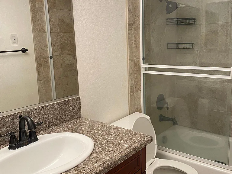 501 E Magnolia Blvd #202 — Photo 5