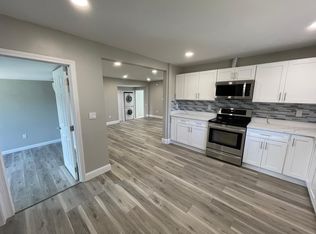 14 Stanley Rd, Methuen, MA 01844