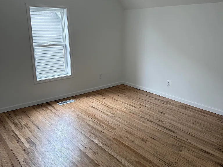 332 2nd St #332 — Photo 25