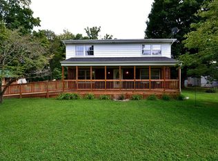 12699 Abbey Rd, Louisville, KY 40272