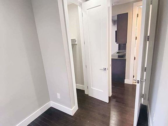 4th image of 312 E 106th St APT 19