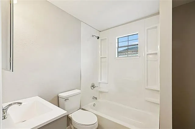 2661 Abundance St — Photo 5