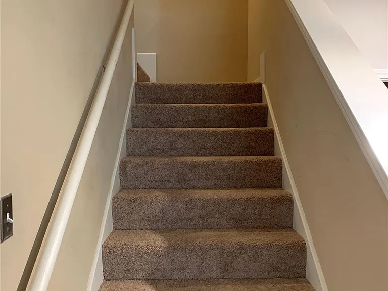 17038 Wilthorne Gardens Ct — Photo 15