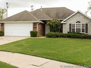 879 Golden Meadow Ave, Springdale, AR 72764