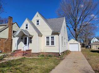 1209 Ferry St, La Crosse, WI 54601