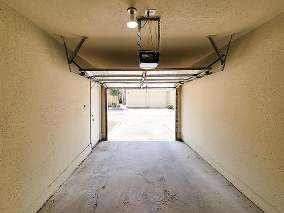 2nd image of 755 Bering Dr #B