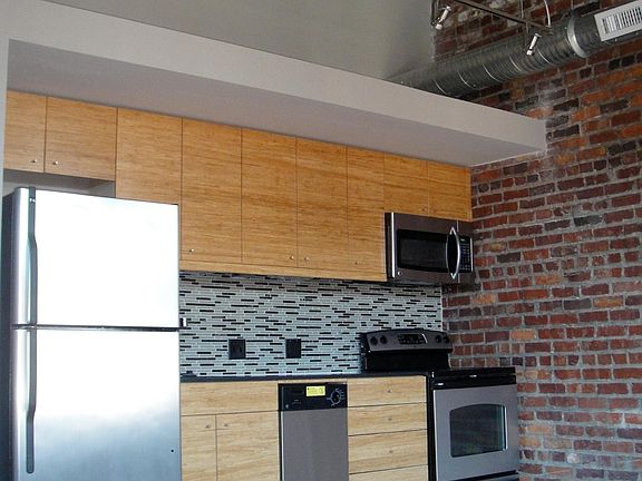 2nd image of 1711 E Franklin St APT A
