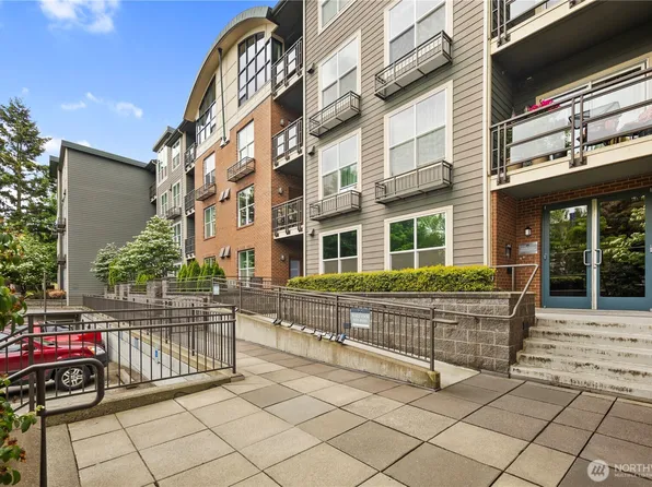 16275 NE 85th Street #301, Redmond, WA 98052