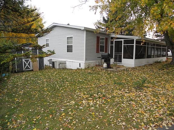 front side (with shed)