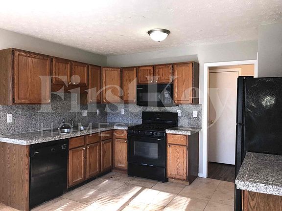 4th image of 2583 Herndon Rd
