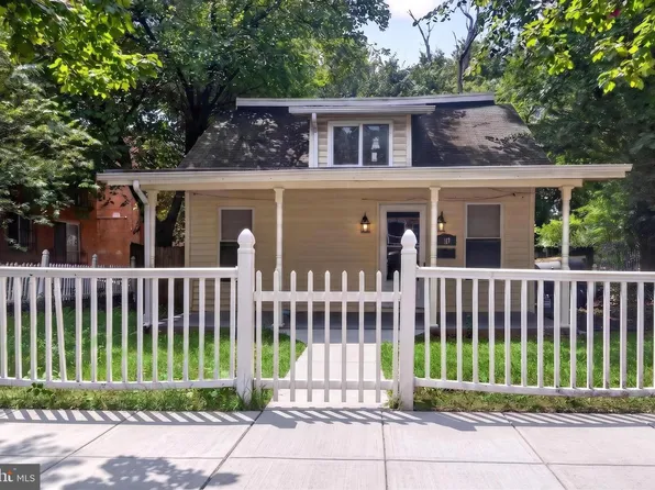 117 Yuma St SE, Washington, DC 20032