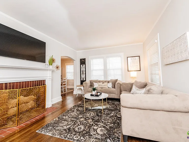 1304 Georgia Ave — Photo 33