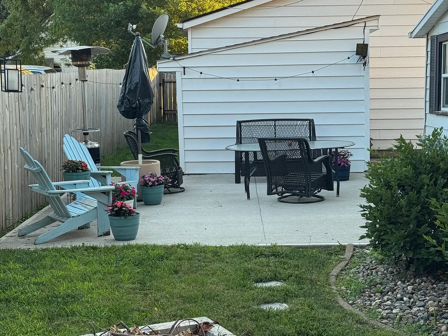 2 bed, 1295 sqft, $2,000 — Photo 2