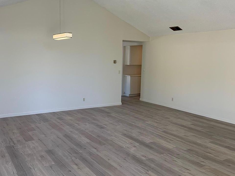 Large dining/living room entry area