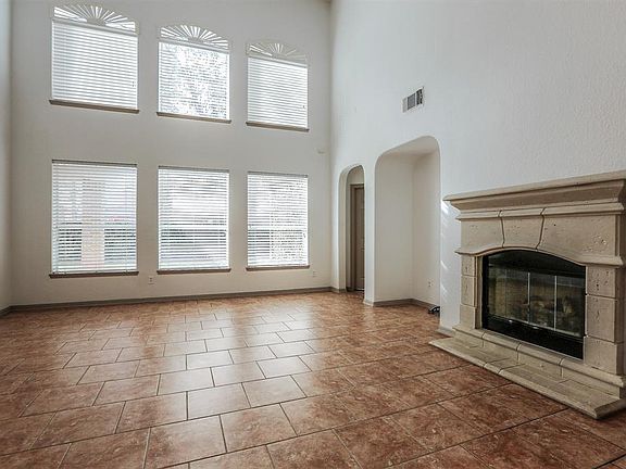 5th image of 8531 Jackson Creek Bend Ln