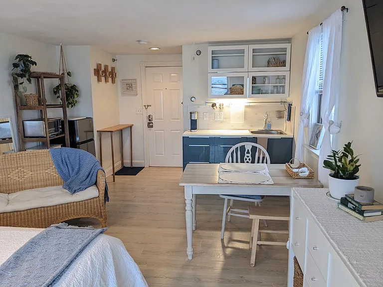 415 Ocean Blvd — Photo 2