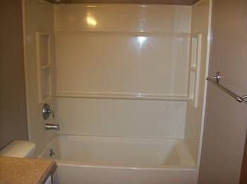 2nd image of 1201 Twin Circle Dr