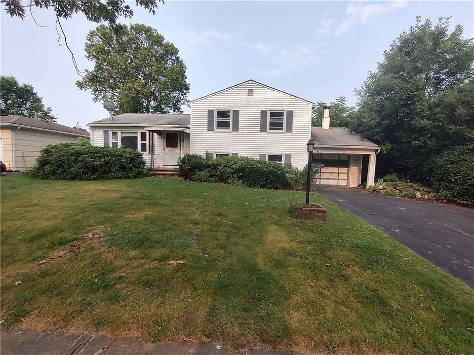 1st image of 35 Caren Dr