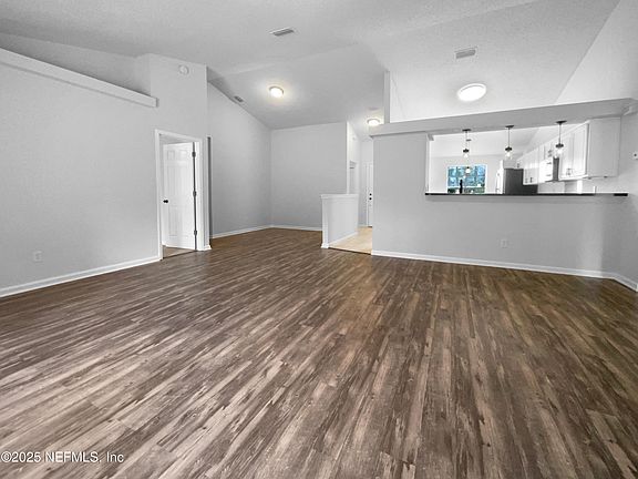 3rd image of 3301 SHELLEY Drive