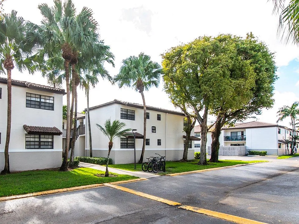 Legacy Palm Isle