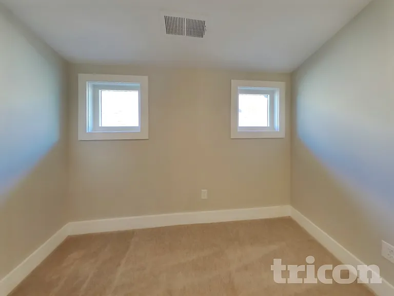1248 Hillwood Private Cv — Photo 18