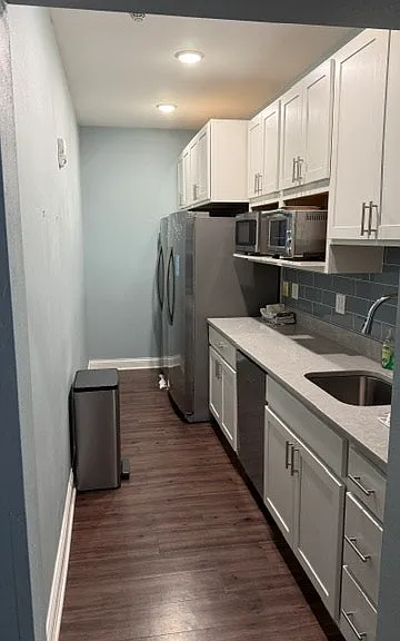 second floor Kitchenett