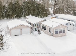 1407 Fox Rd, Severn, ON L3V0V4