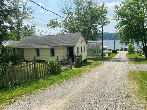 8479 Colgate St, Honeoye, NY 14471