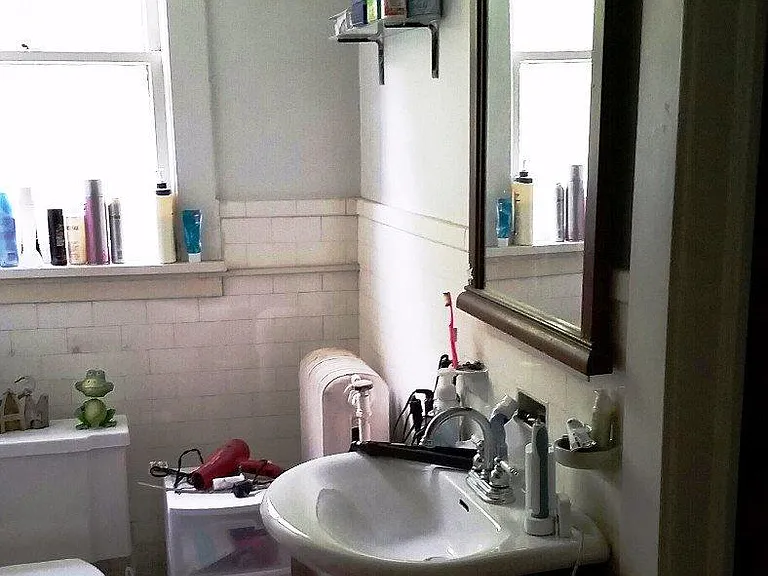 Unit Photo