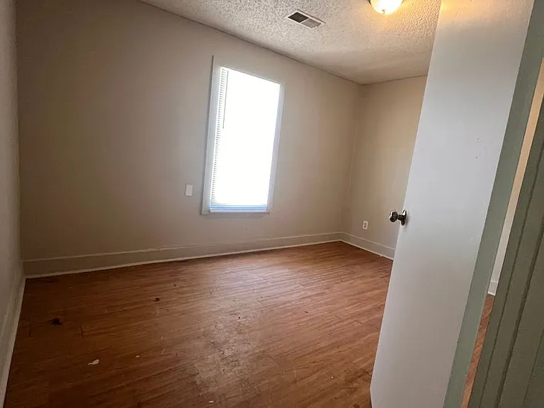 45 W Gage Ave — Photo 7