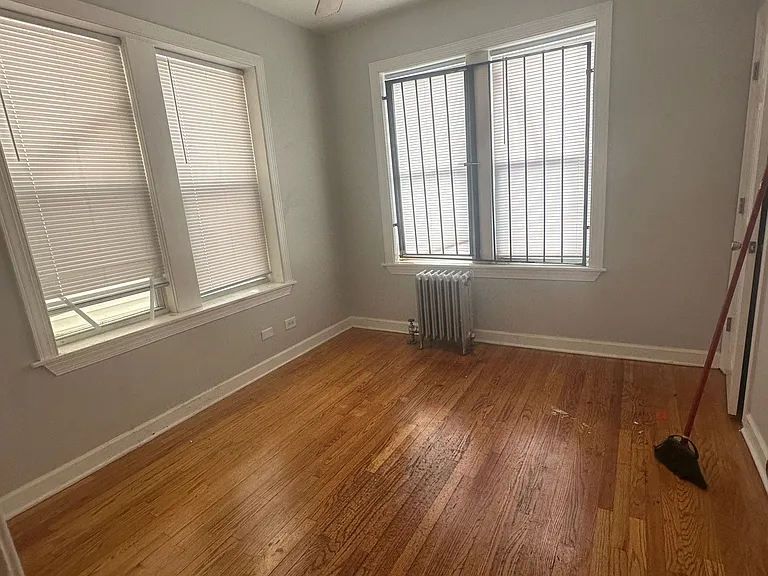 1823 S Karlov Ave #1 — Photo 9