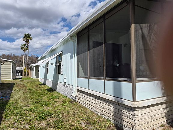 3rd image of 7611 Seville Ave