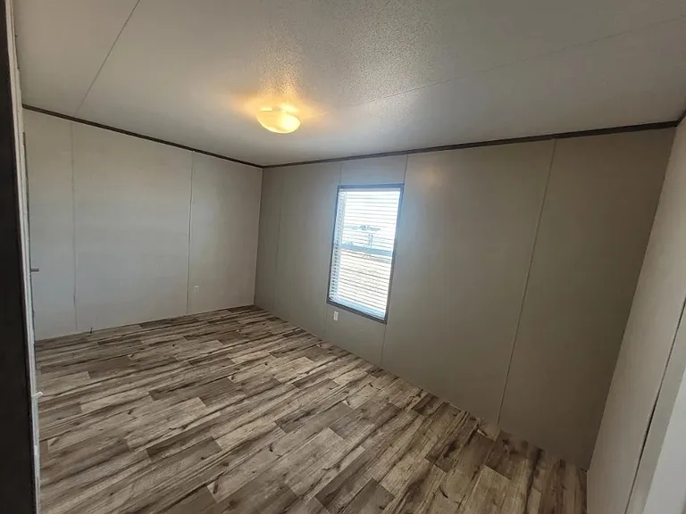 8801 Private Road 7325 — Photo 12
