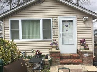 8 Hilltop Blvd, Keyport, NJ 07735