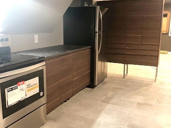 4th image of 2633 14th St APT 1